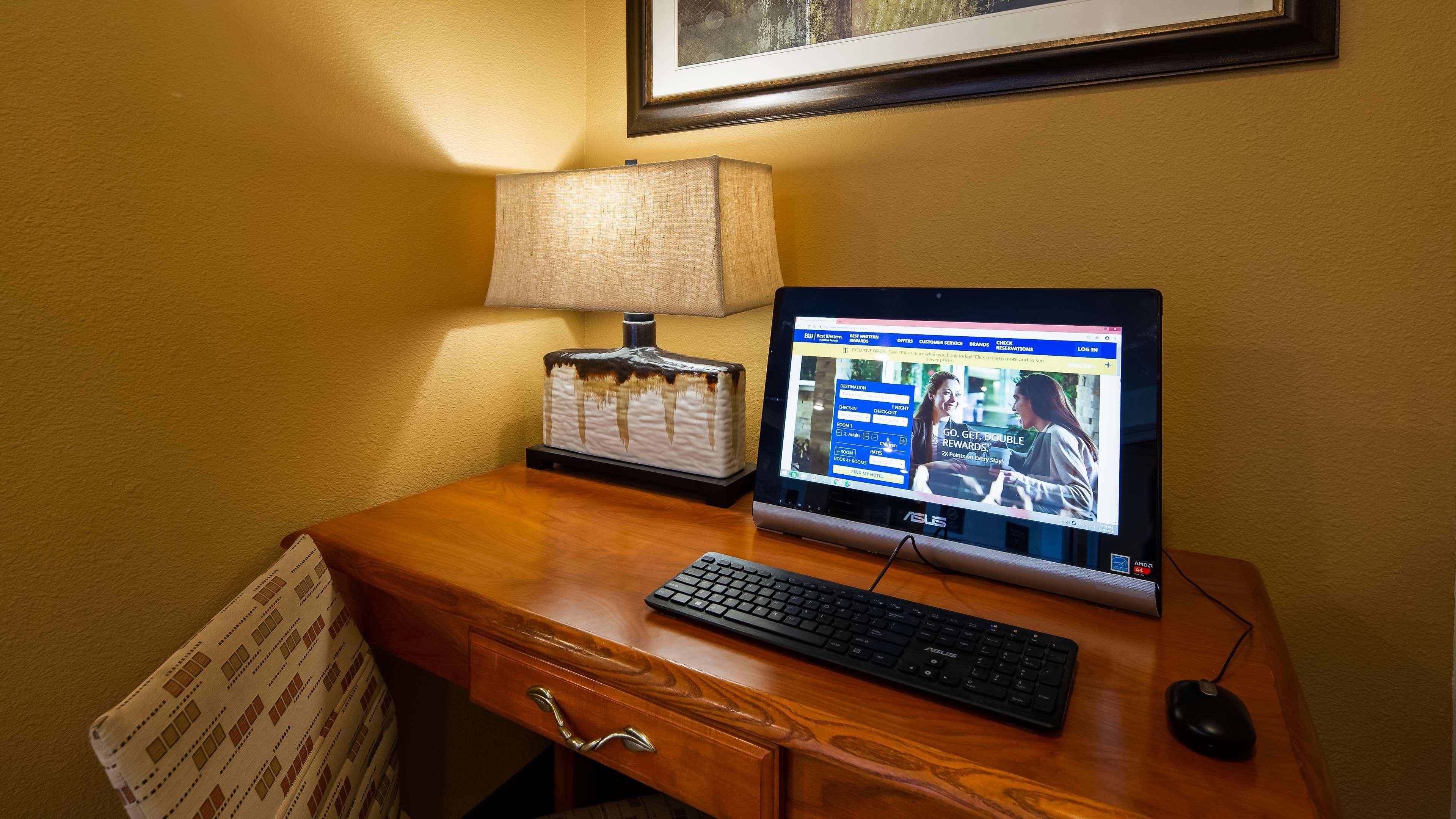 Best Western East El Paso Inn Clint Bagian luar foto