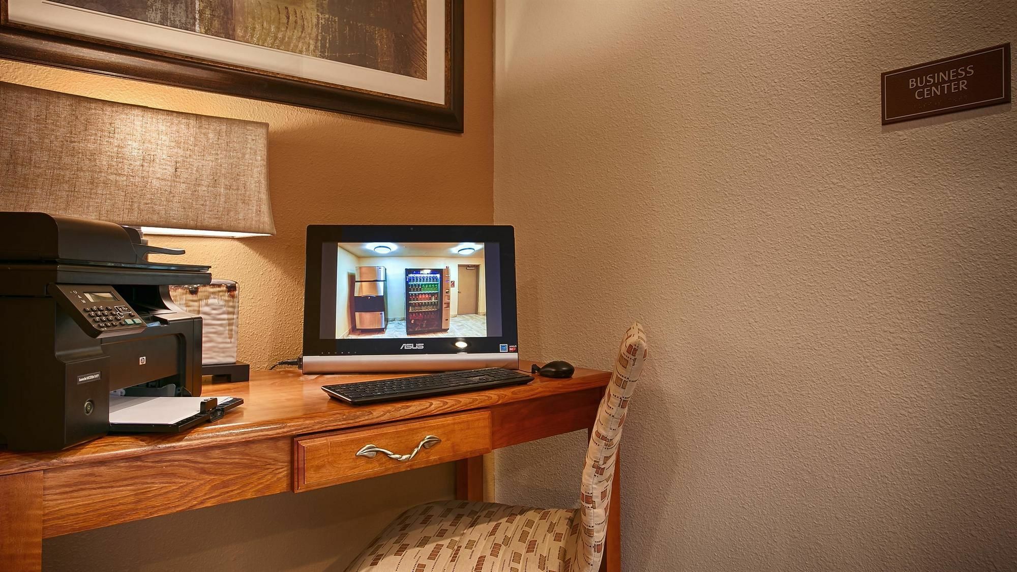 Best Western East El Paso Inn Clint Bagian luar foto